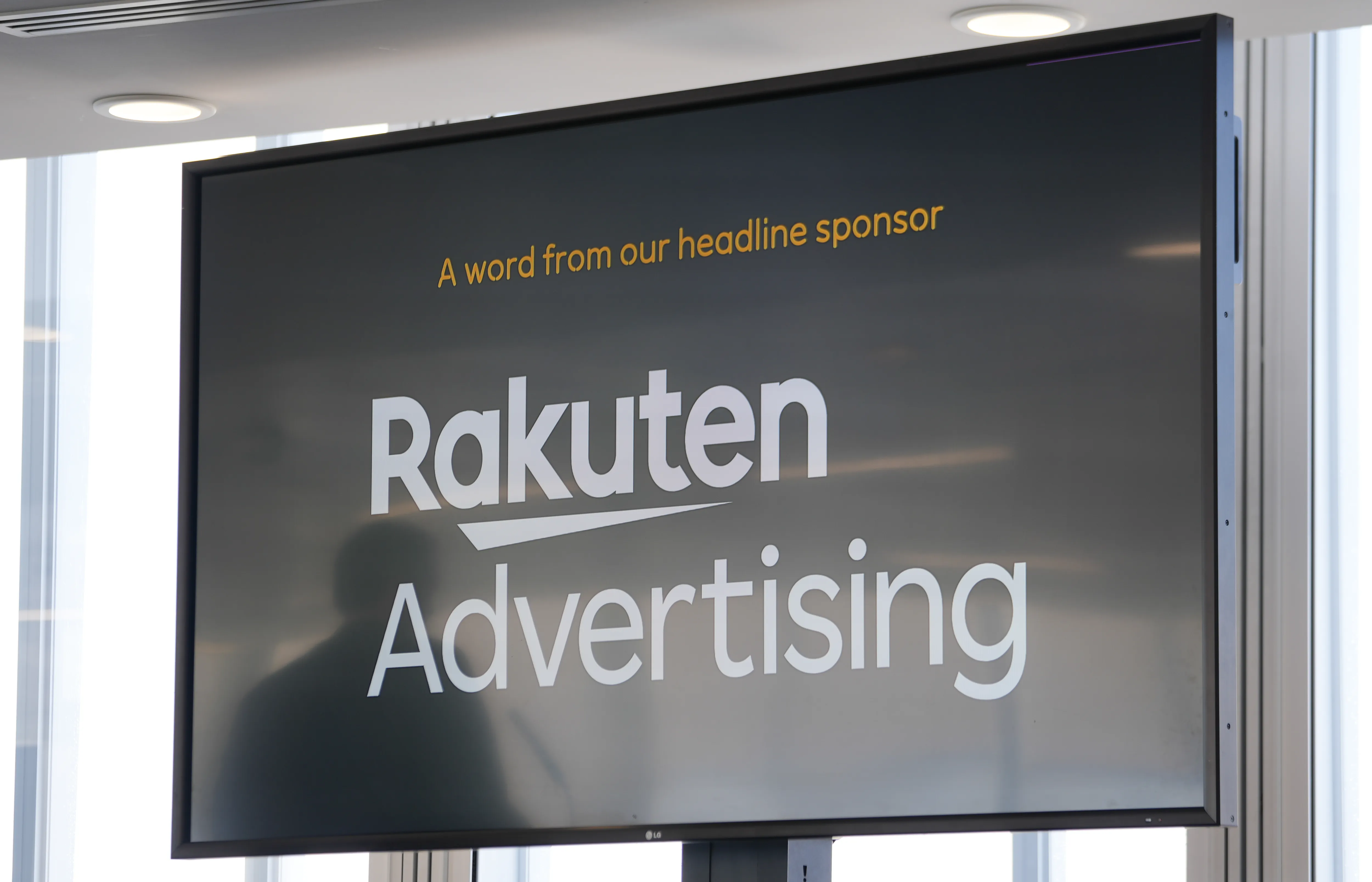 FAC sponsor moment